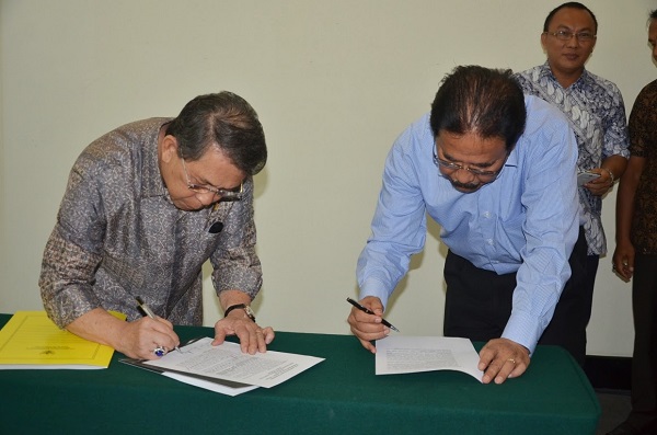 Menko Perekonomian Rakor Dengan Gubernur Sulut